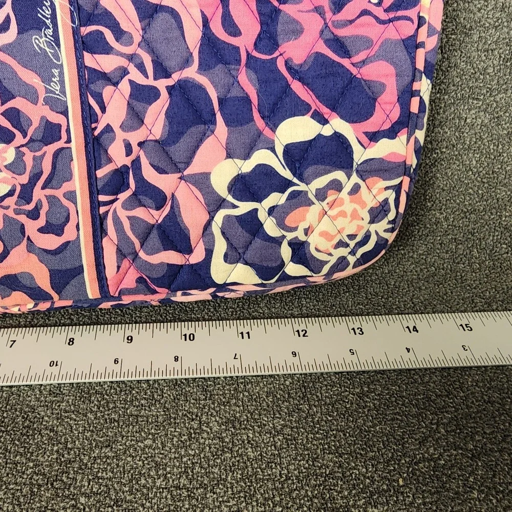Vera Bradley Laptop Tablet Sleeve Zip Close Quilted Floral‎ Pink Navy